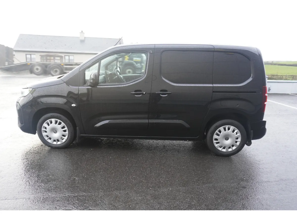 Opel Combo SPORT L1H1-1.5 100PS D-6SP - Image 4