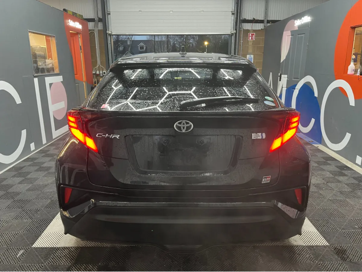 Toyota C-HR €22950 2020 TOYOTA C-HR S GR SPORT 1.8 - Image 3