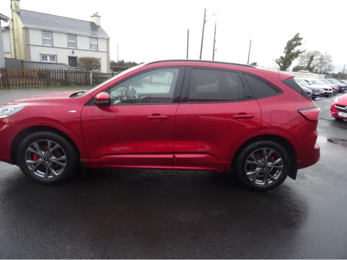 Ford Kuga ST-LINE X 5DR 1.5 TD 120 S6. S6.2 M6 - Image 4