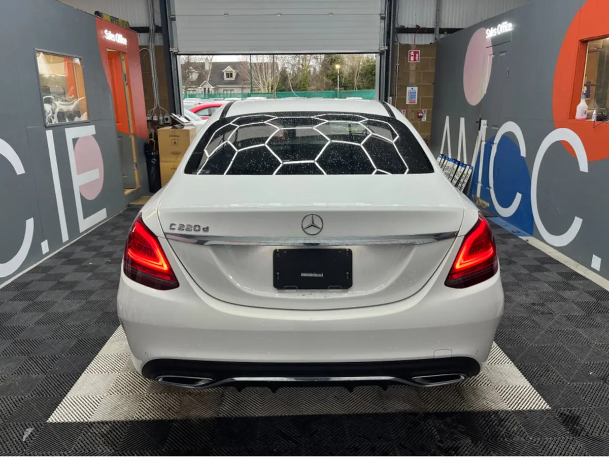 Mercedes-Benz C-Class €27950 2019 MERCEDES-BENZ C2 - Image 3