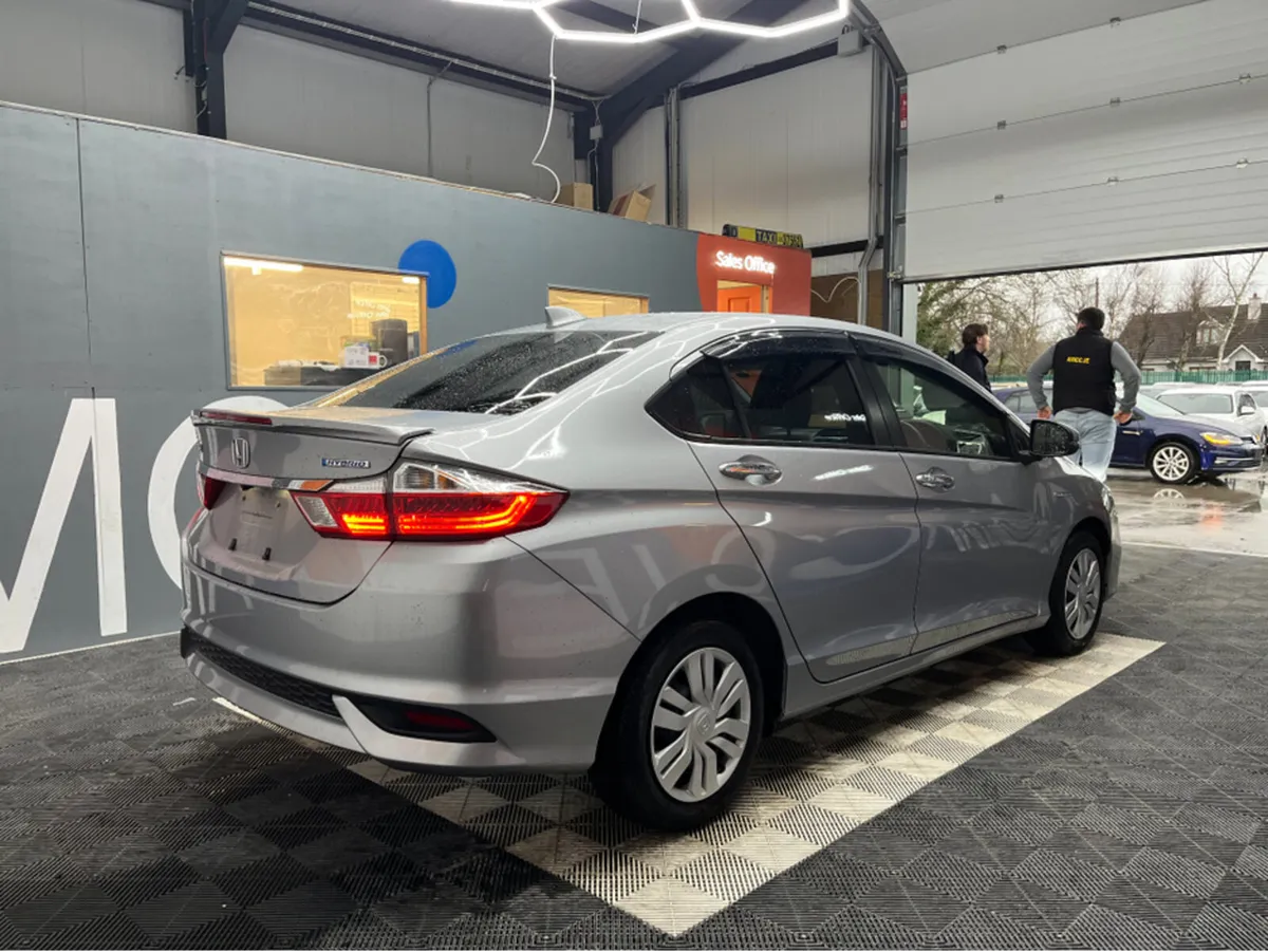 Honda Grace €16950! 2020 HONDA GRACE HYBRID LX SEN - Image 2