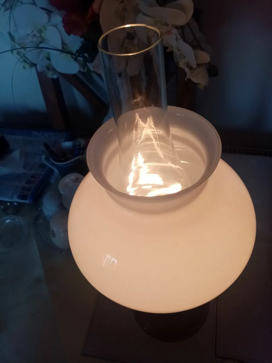 2 vintage Oil Lamps - Image 4