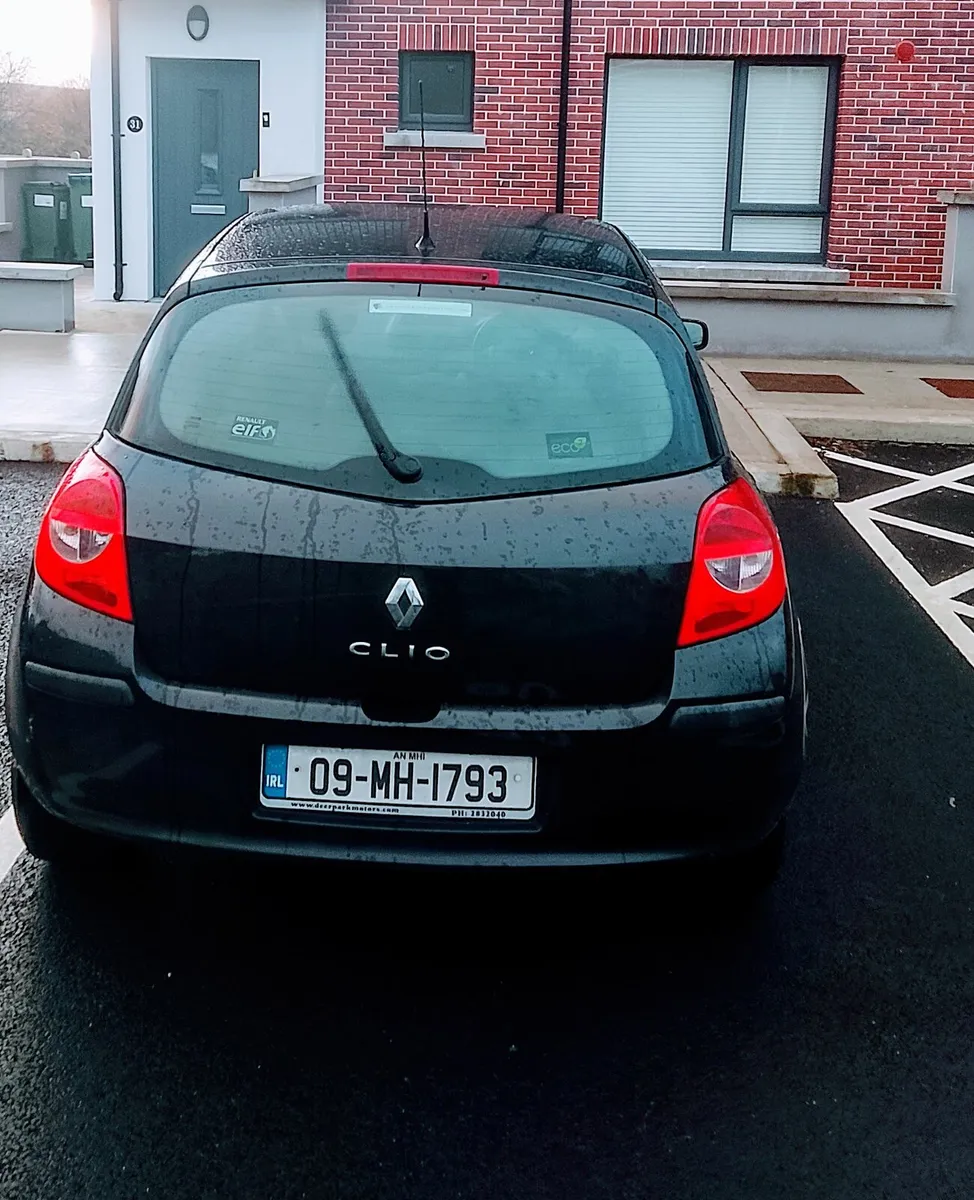 2009 renault clio - Image 2