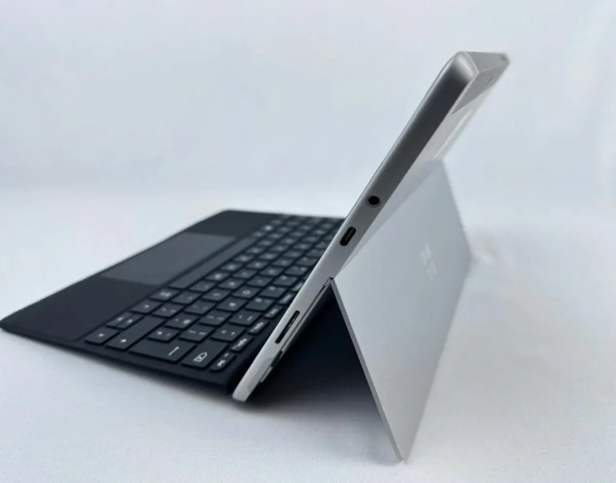 Surface Go LTE SIM Slot 1825 8GB 128GB Win 11 Pro - Image 2