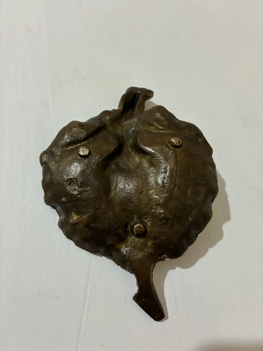 Art Nouveau Antique bronze/ brass trinkets plate. - Image 2