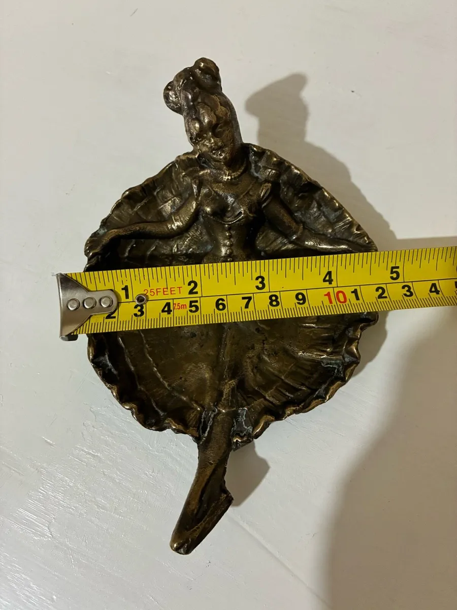 Art Nouveau Antique bronze/ brass trinkets plate. - Image 4