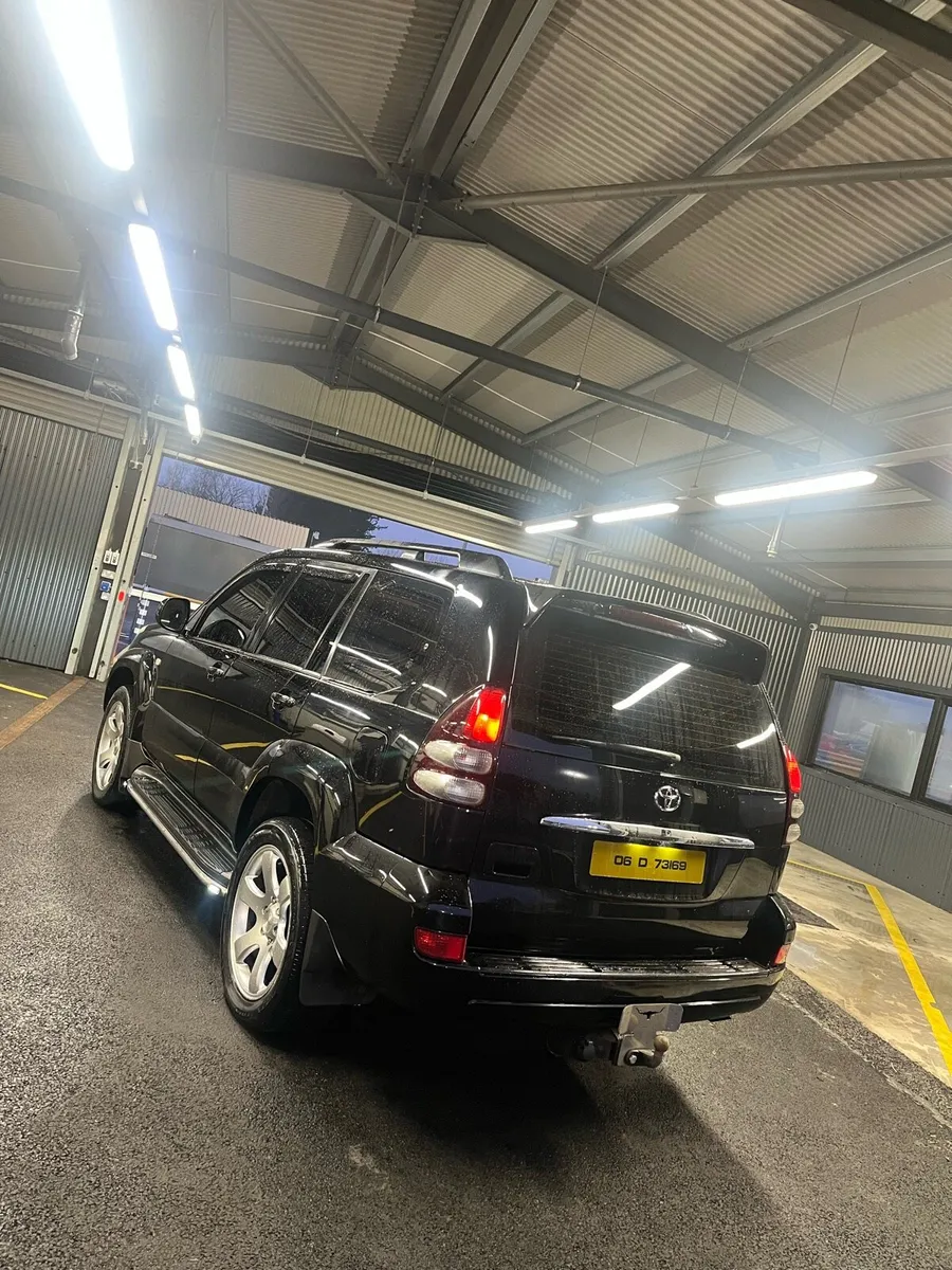 Toyota Landcruiser - Image 2