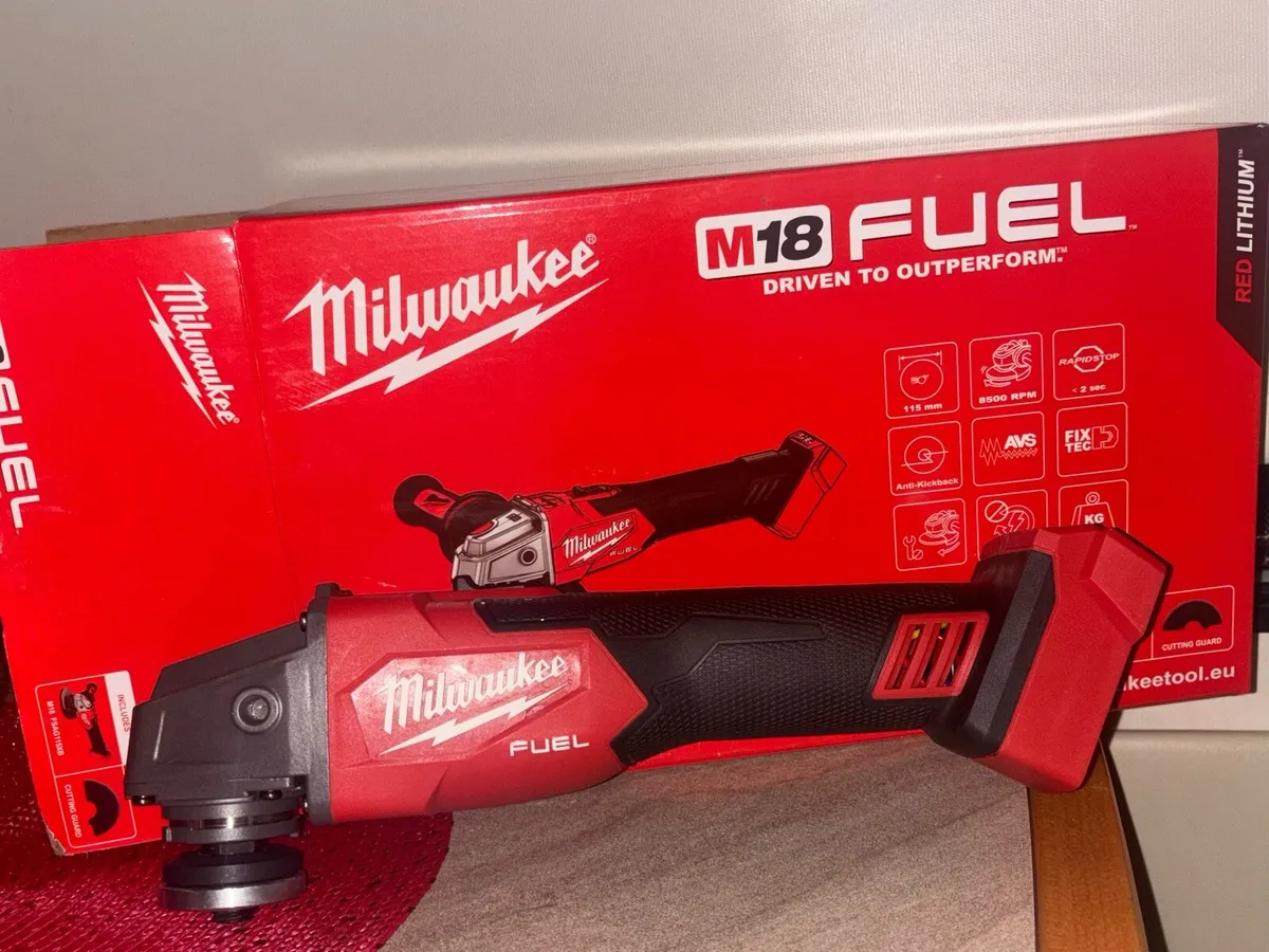 Milwaukee angle grinder - Image 1