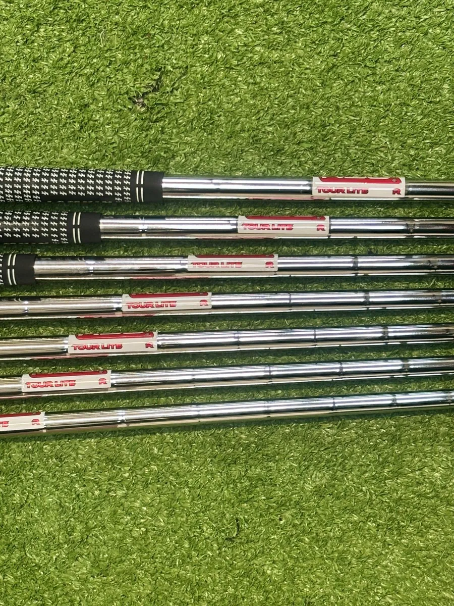 Takomo 101 RH Iron Set (4–PW) – €400 - Image 4