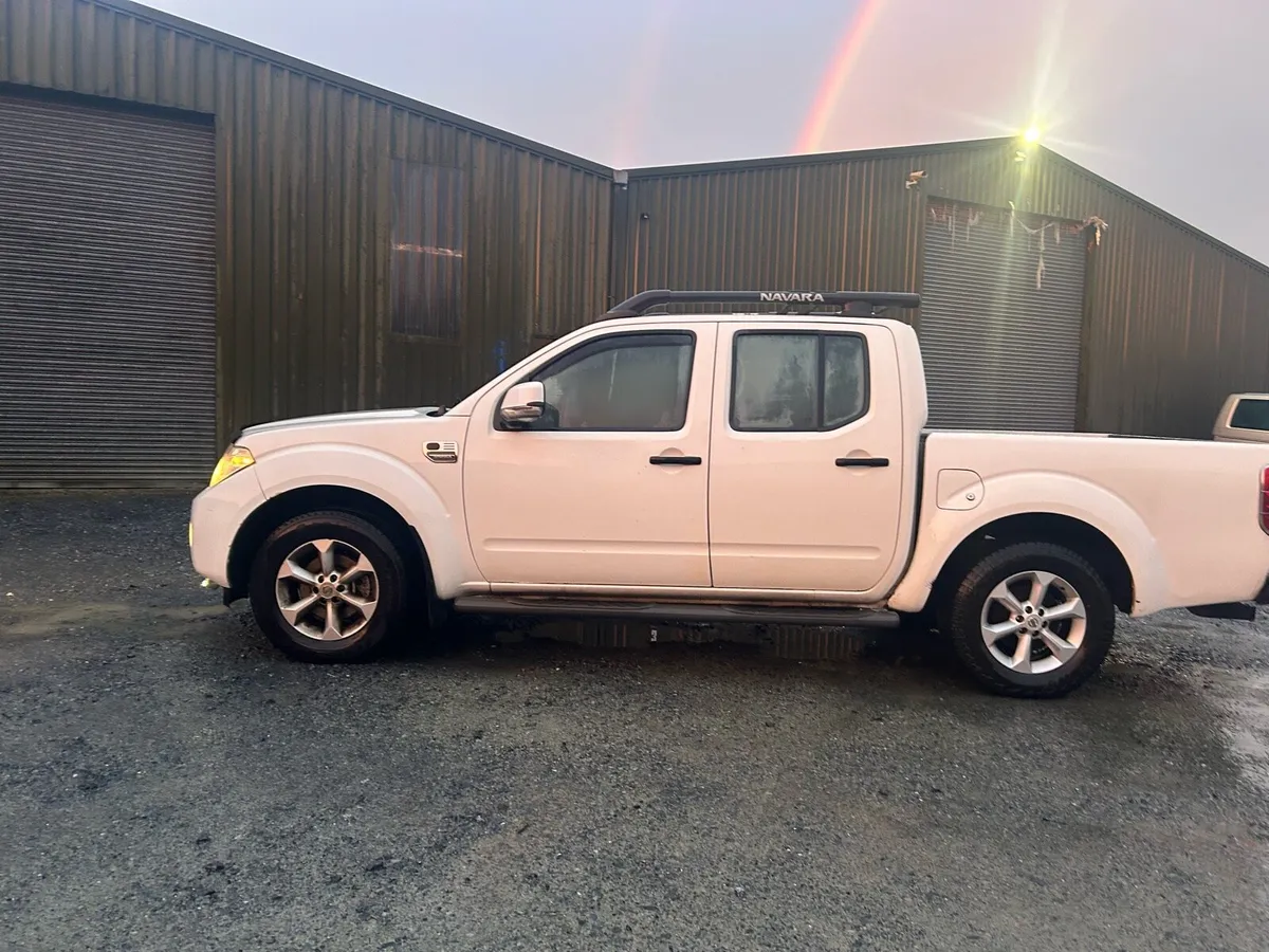 2012 Nissan Navarra - Image 3