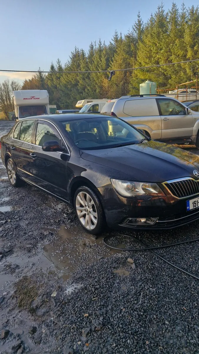 Skoda Superb 2015 automatic - Image 1