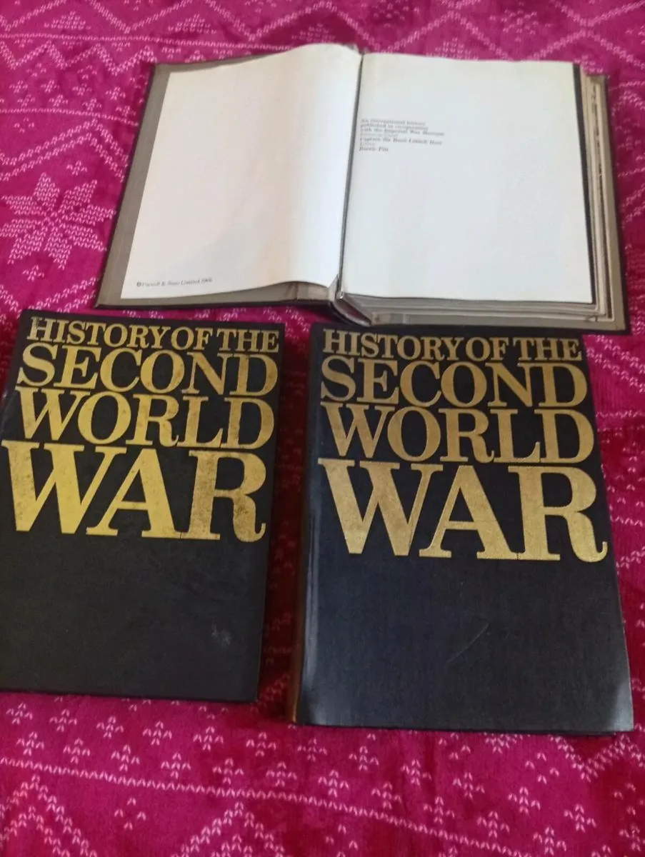 History books ww2 - Image 3