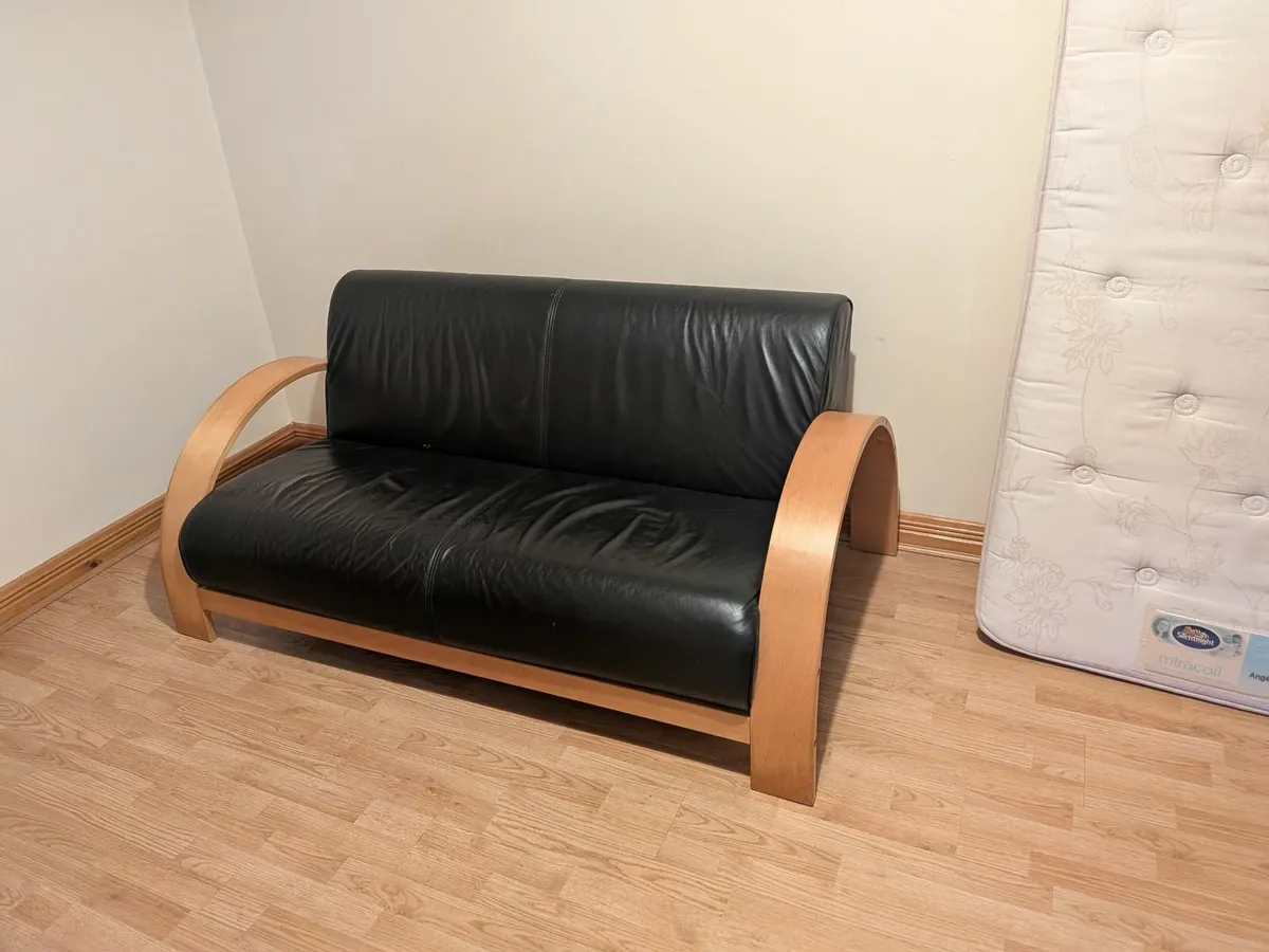 Leather couch - Image 1