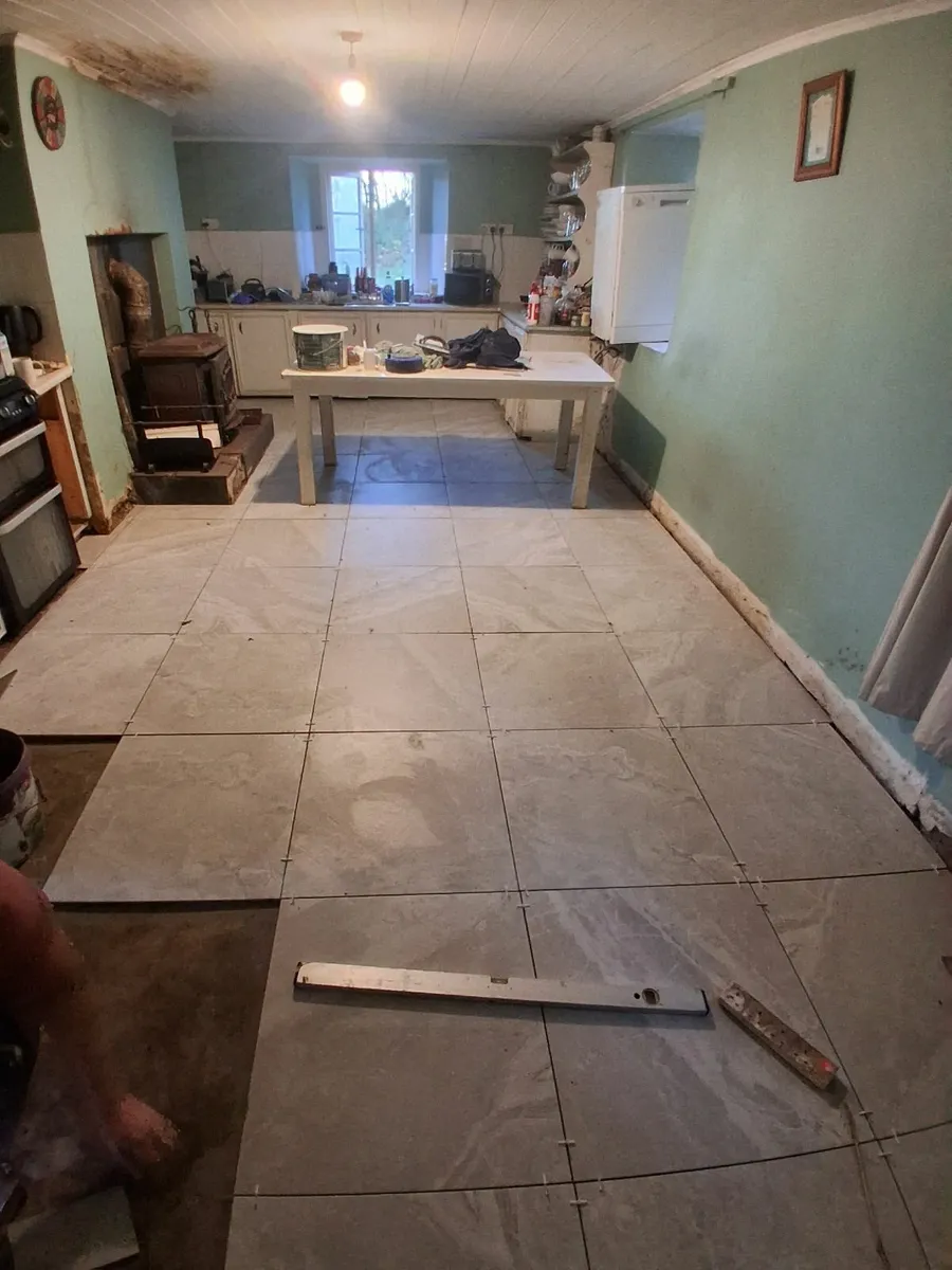 Floor & wall tiling - Image 3