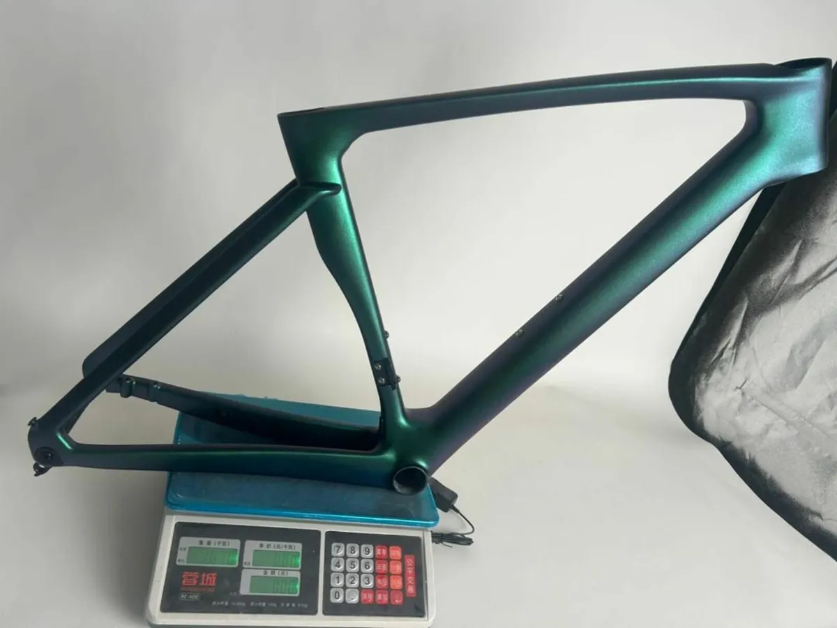 Velobuild Road bike frameset  52cm (small) - Image 2