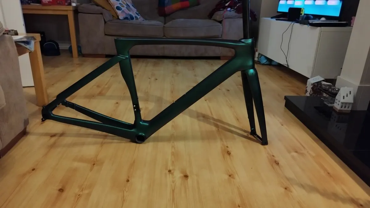 Velobuild Road bike frameset  52cm (small) - Image 3