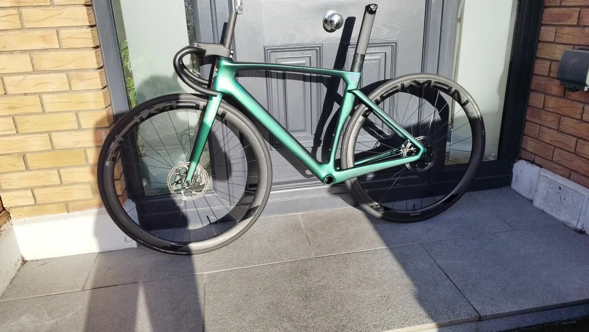 Velobuild Road bike frameset  52cm (small) - Image 4