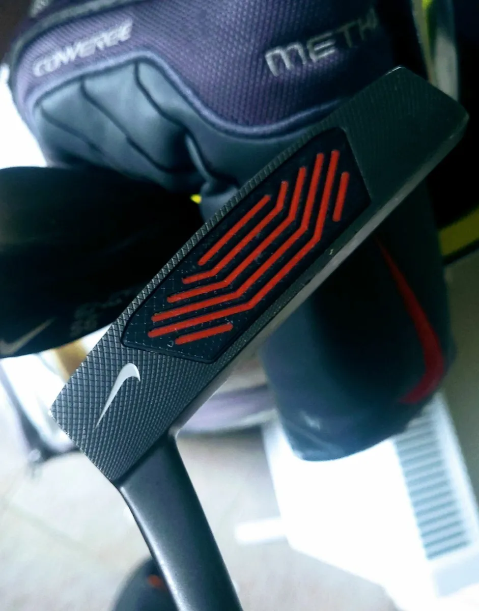 Set of Nike Golf Clubs - Image 2