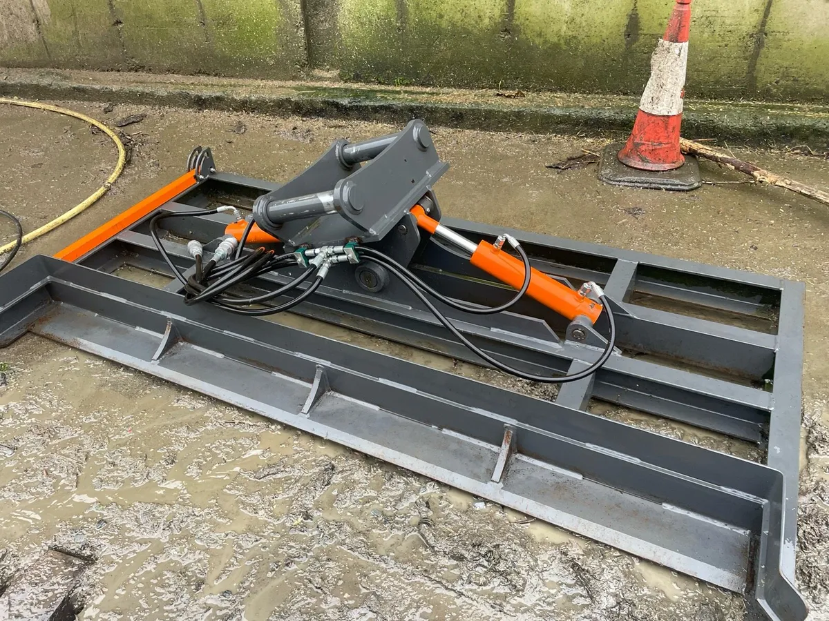 Grading beam for 13t digger - Image 1