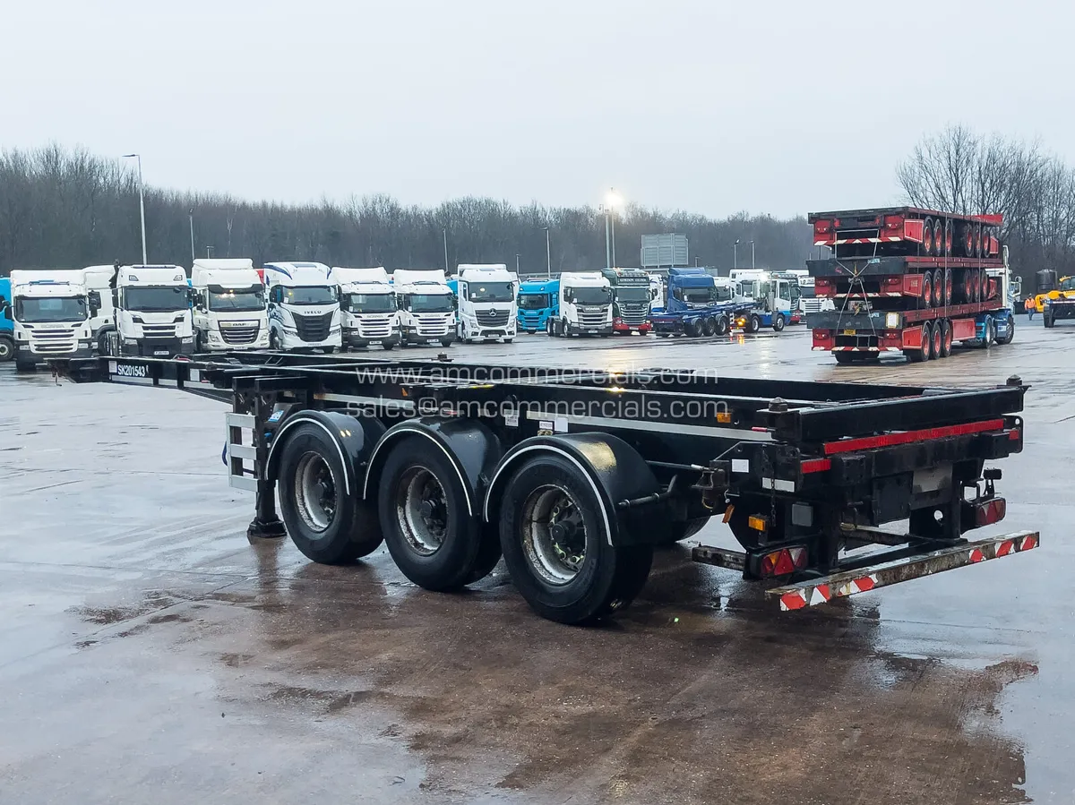 2015 SDC SLIDING SKETETAL TRAILER- C389997 - Image 4