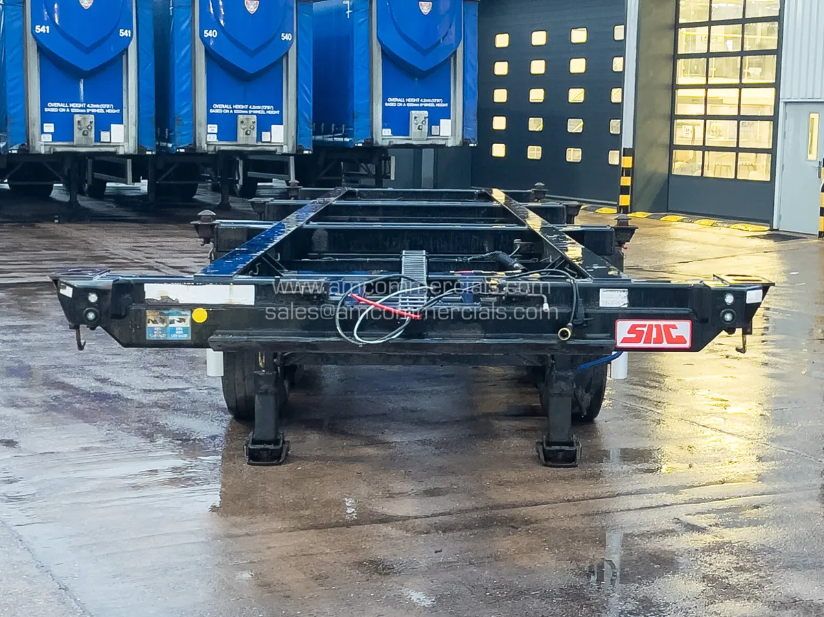 2015 SDC SLIDING SKETETAL TRAILER- C389997 - Image 2