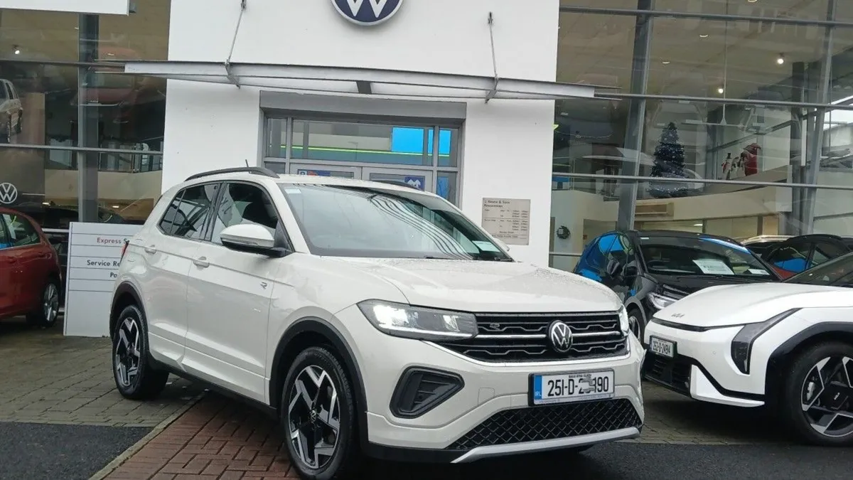 Volkswagen T-Cross R-Line 1.0 TSI 116HP **AUTOMATI - Image 1