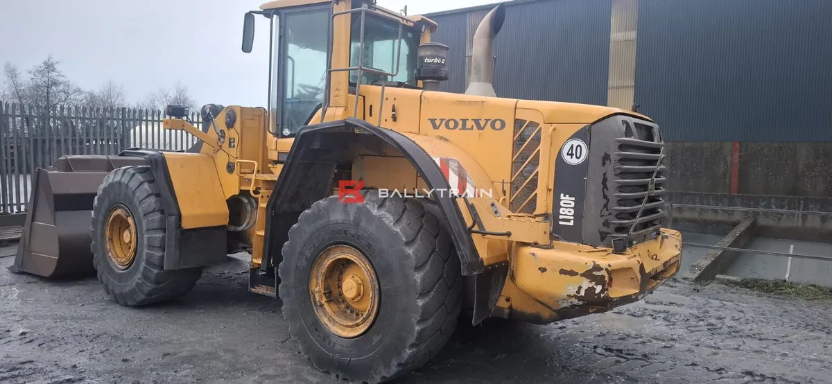 Volvo L180F Wheel Loader - Image 1