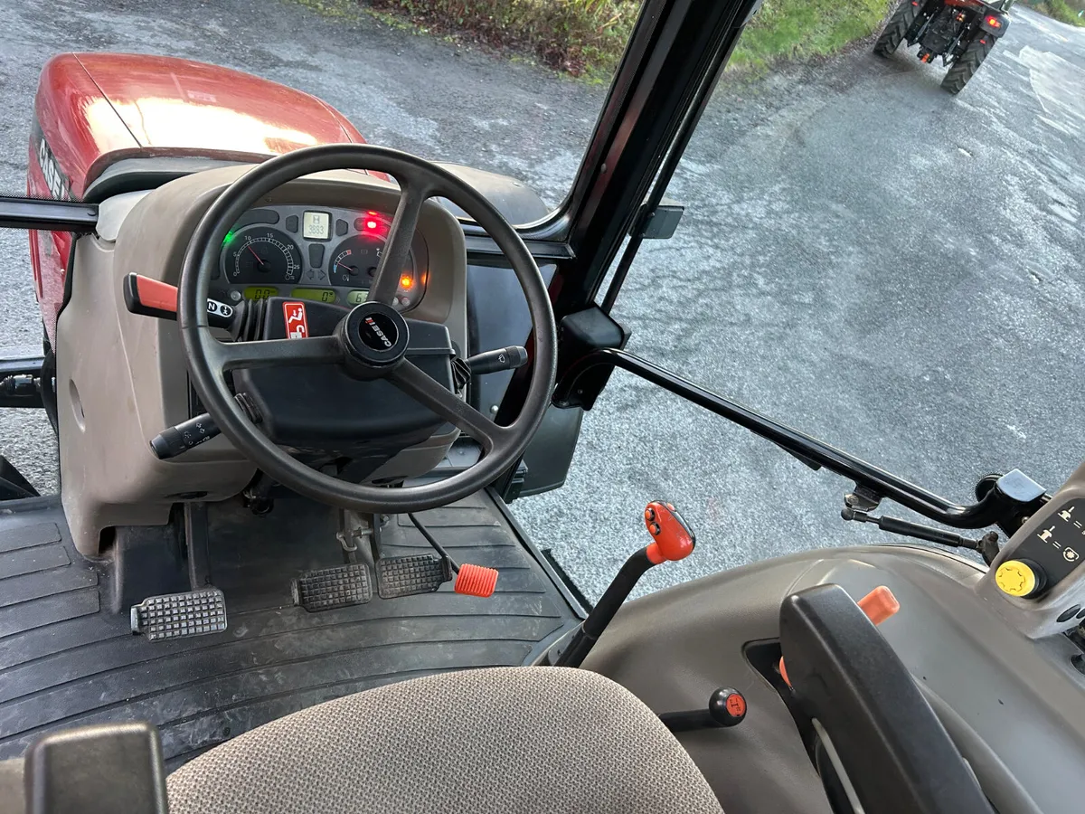 2011 Case JXU85 - Image 4