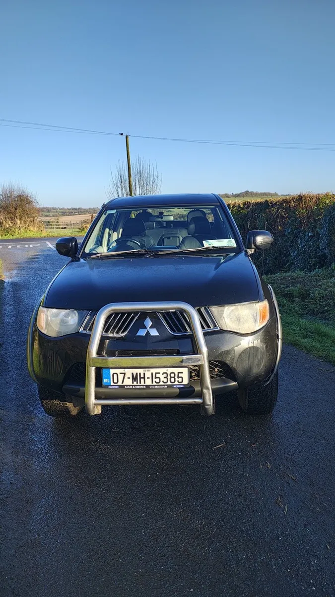MITSUBISHI L200 AUTOMATIC - Image 1