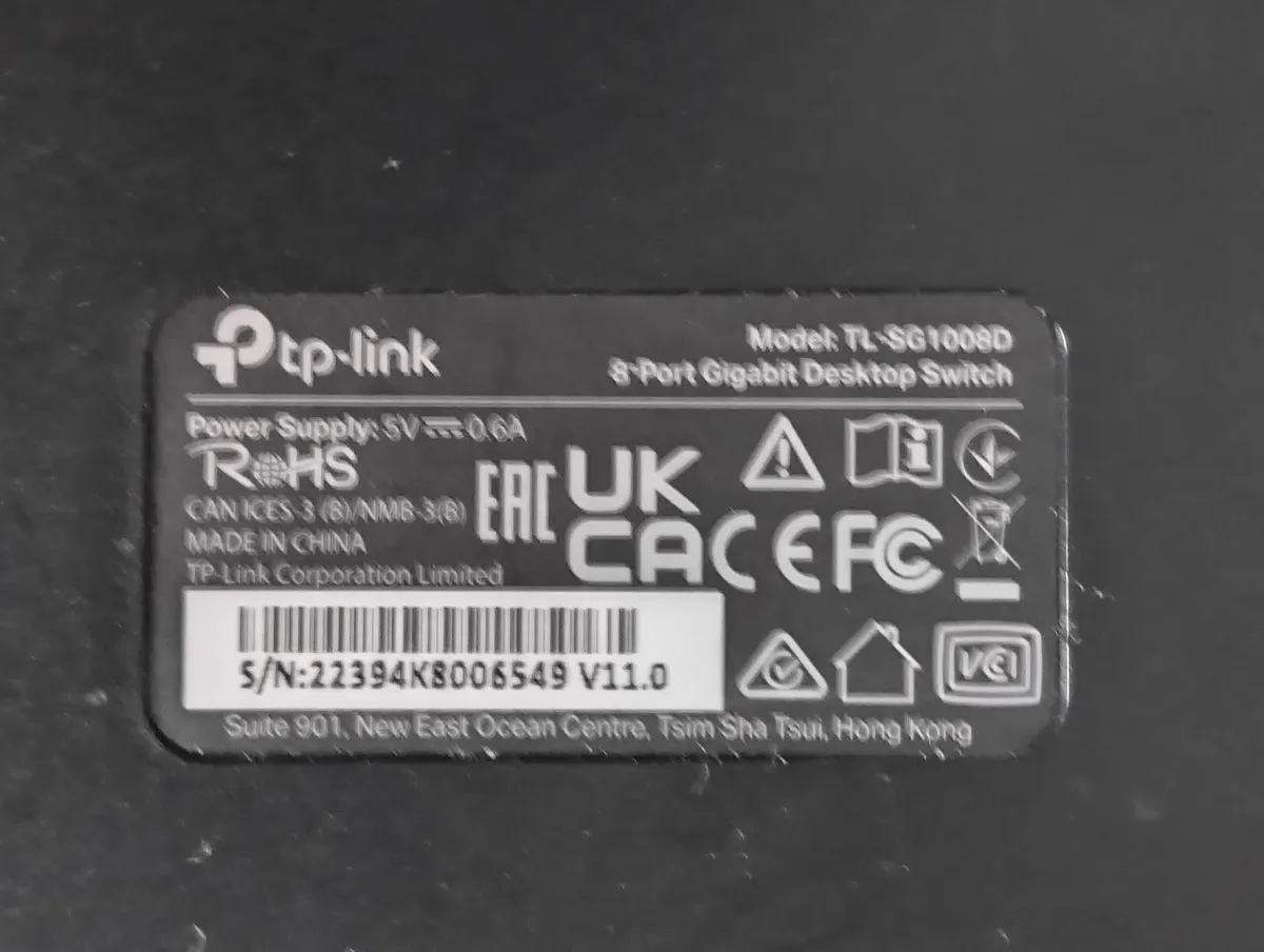2 x TP-Link Desktop Switches - Image 2