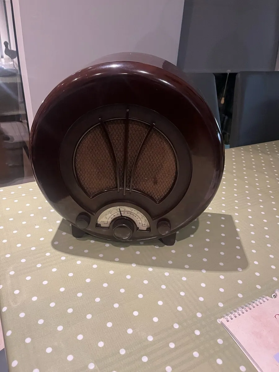 Vintage Ekco AD75 Radio with Bluetooth - Image 2