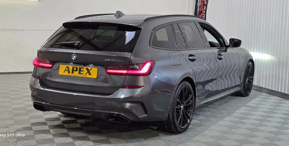 BMW 3-Series DIESEL TOURING - Image 3