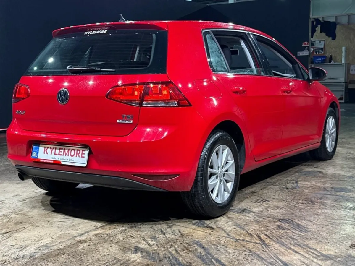 Volkswagen Golf AUTOMATIC 1.2L TSI FACTORY ALLOY W - Image 4