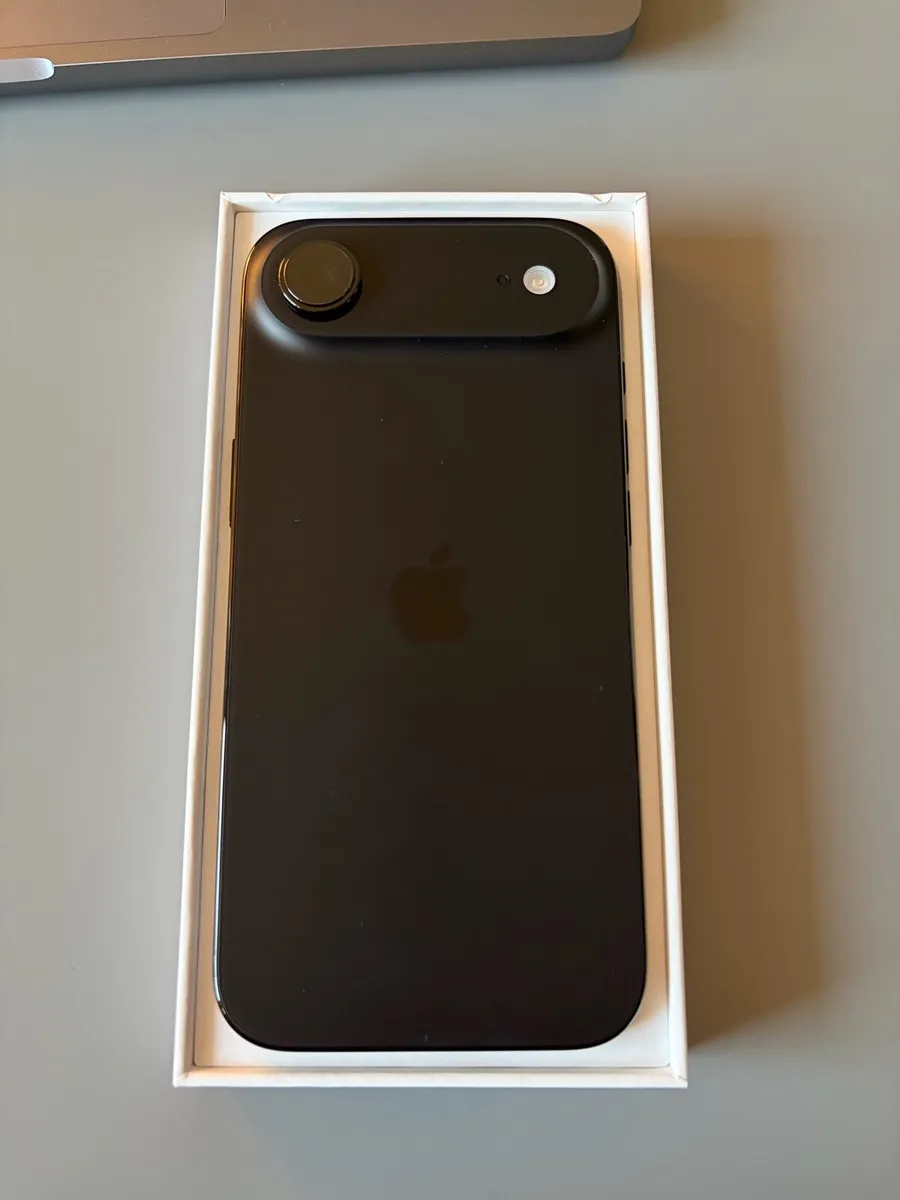 iPhone Air - Image 3