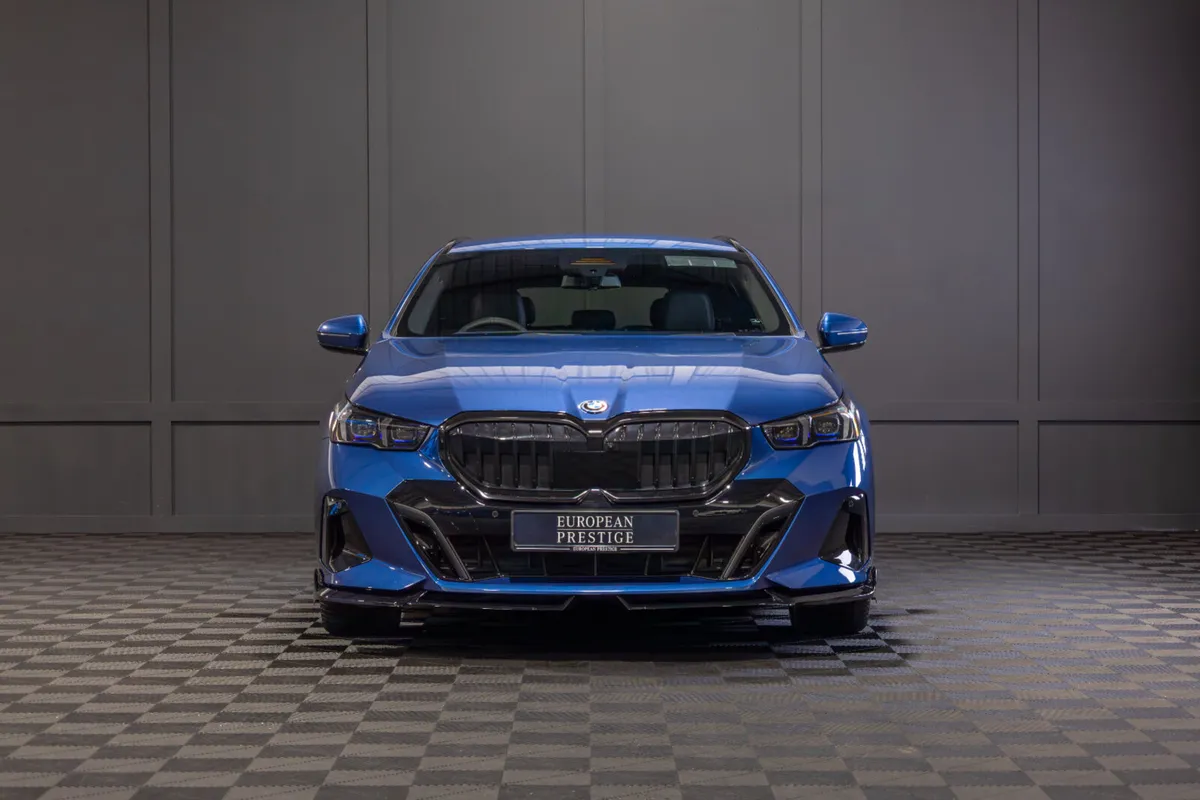 2025 BMW 5-Series 530e M-Sport (G61) - Image 2