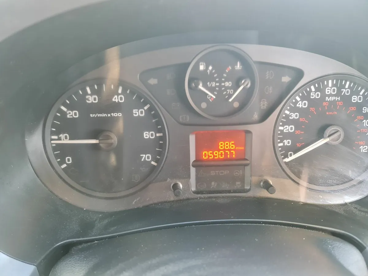 15 Citroen Berlingo 1 owner 59000miles - Image 2