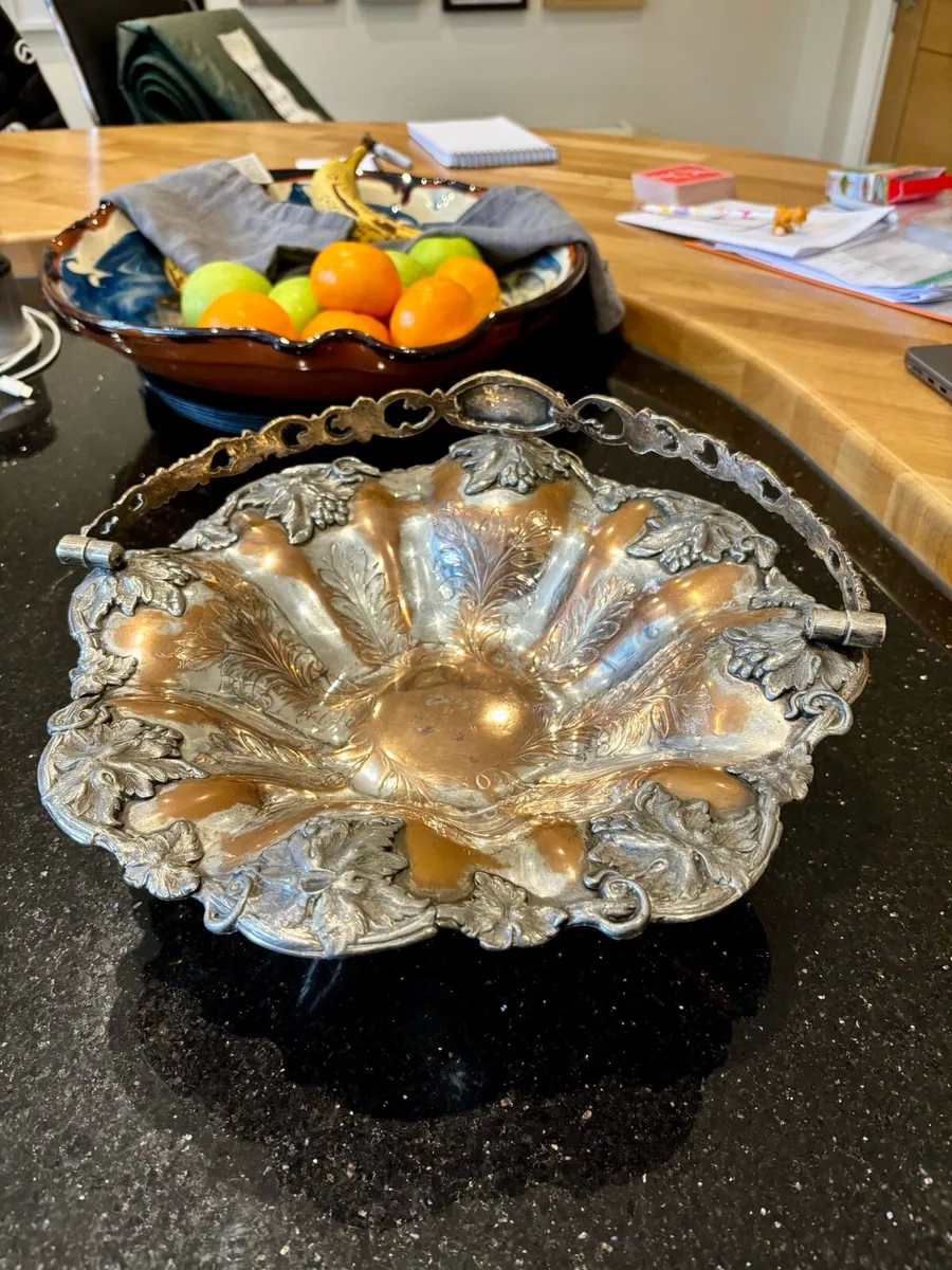 Pewter fruit basket - Image 2