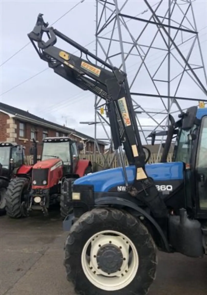 Still F30 Loader - To Fit NH TM or 60 Series - Image 1