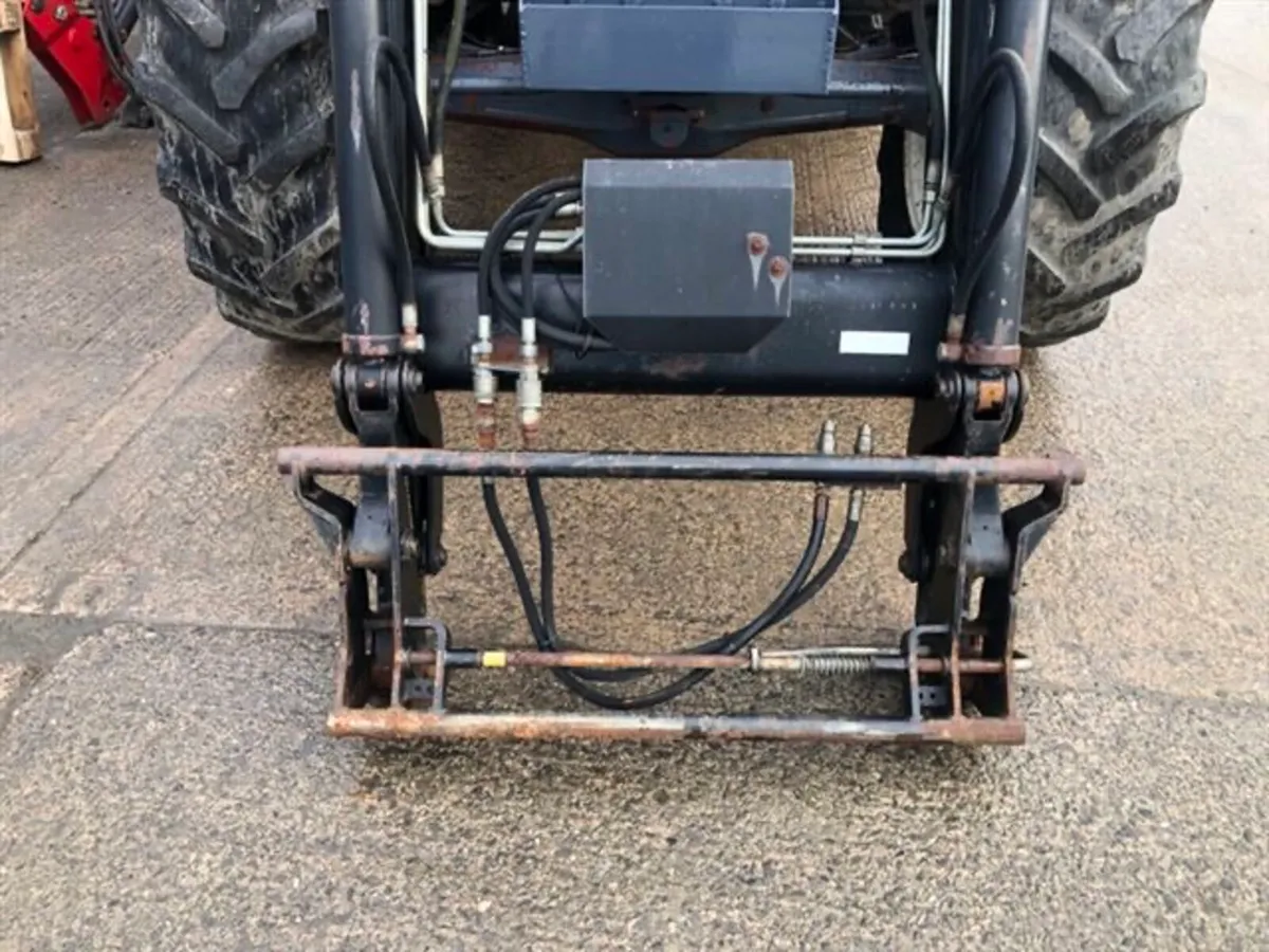 Still F30 Loader - To Fit NH TM or 60 Series - Image 3