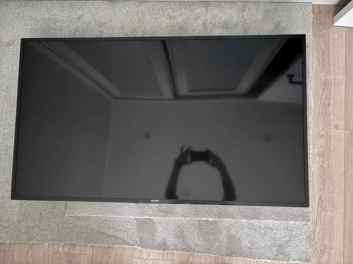 Sony LCD TV 4K 2020 - Image 4