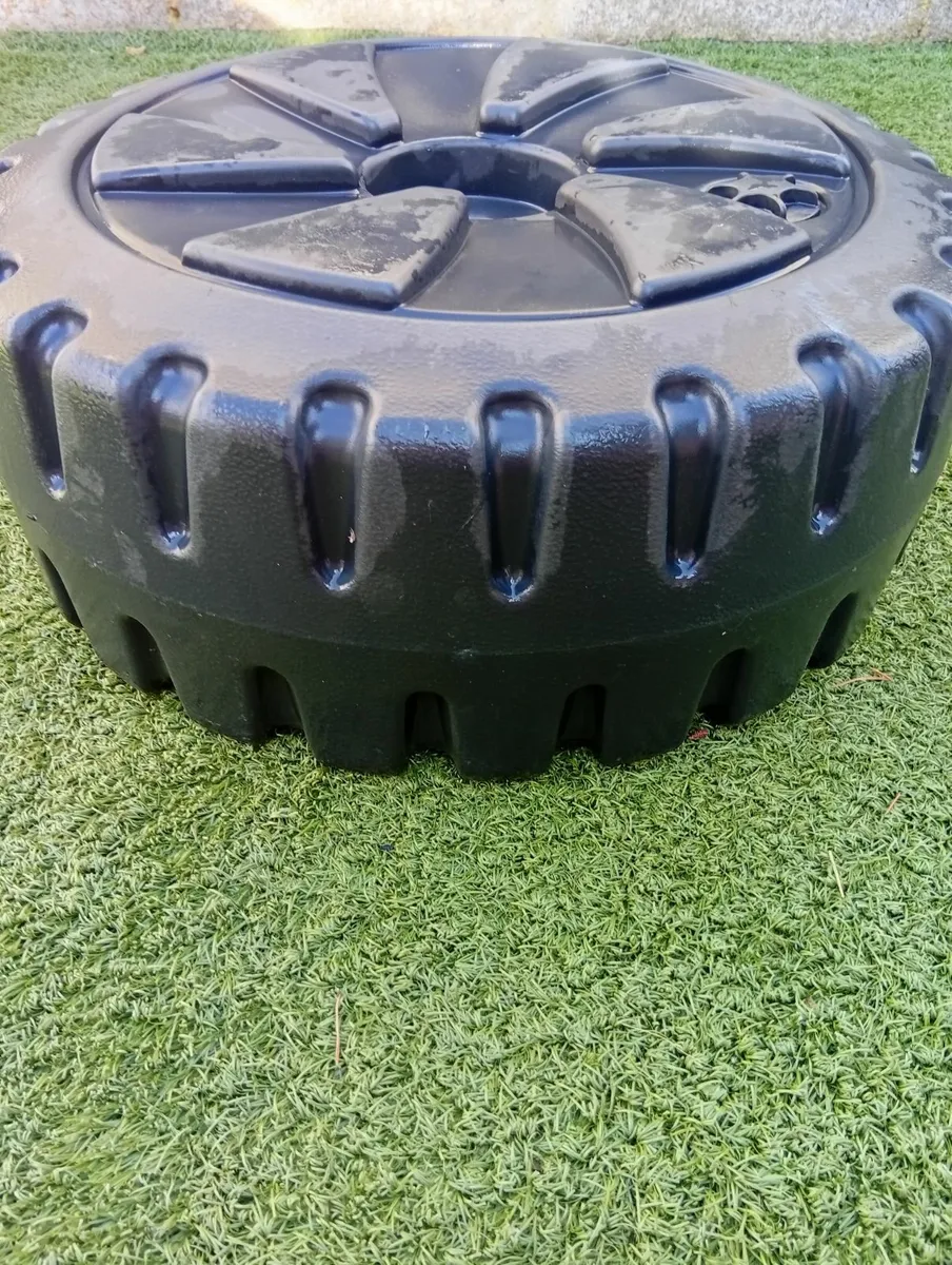 Universal Quality fill base  banner parasol flag - Image 4