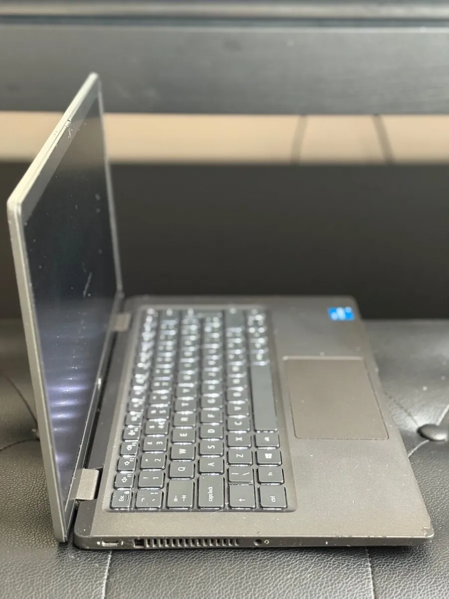 Dell Latitude 7320 Laptop i5/16GB/256SSD/FHD - Image 2