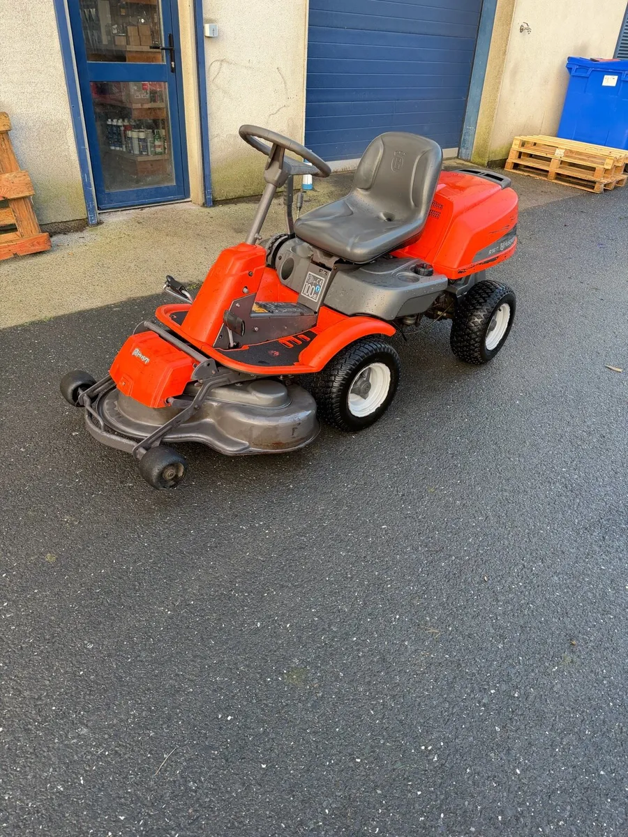 Husqvarna R16C front deck rider lawnmower - Image 4