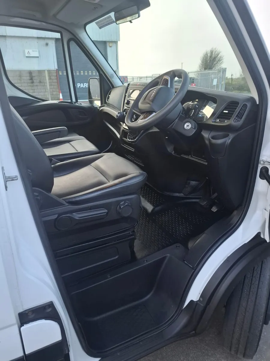 Iveco Daily 3.5ton chassis and cab 3lt 160hp - Image 1