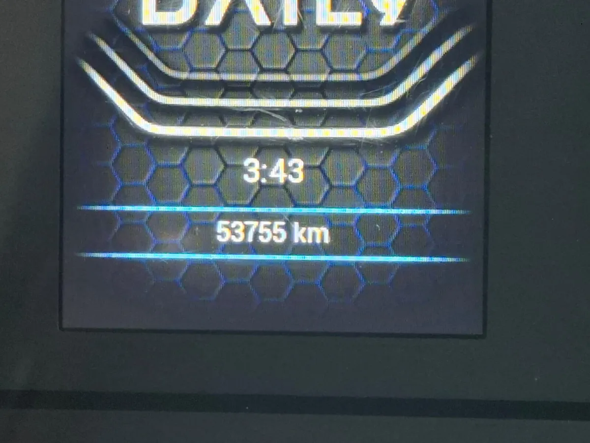 Iveco Daily 3.5ton chassis and cab 3lt 160hp - Image 4