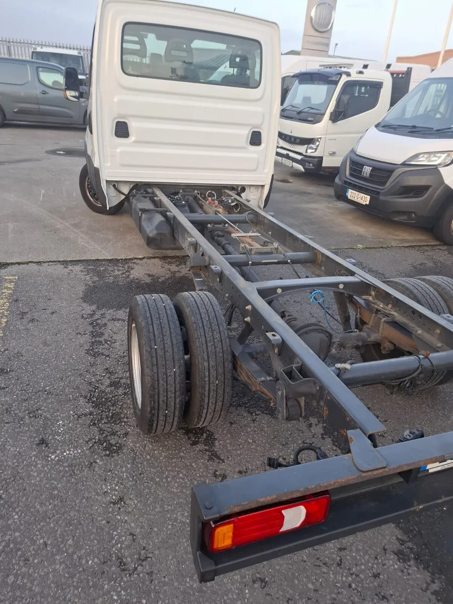 Iveco Daily 3.5ton chassis and cab 3lt 160hp - Image 4