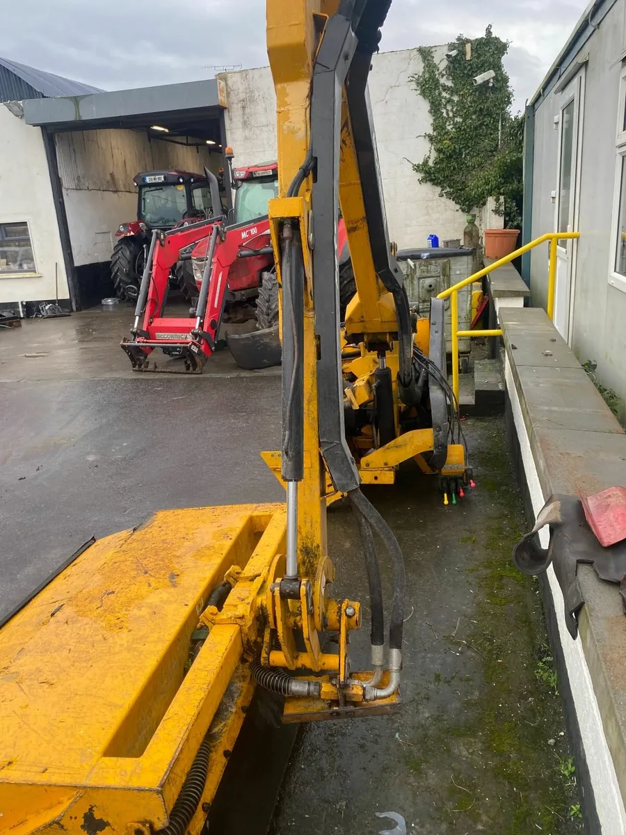 Used McConnel PA48 hedgecutter - Image 2