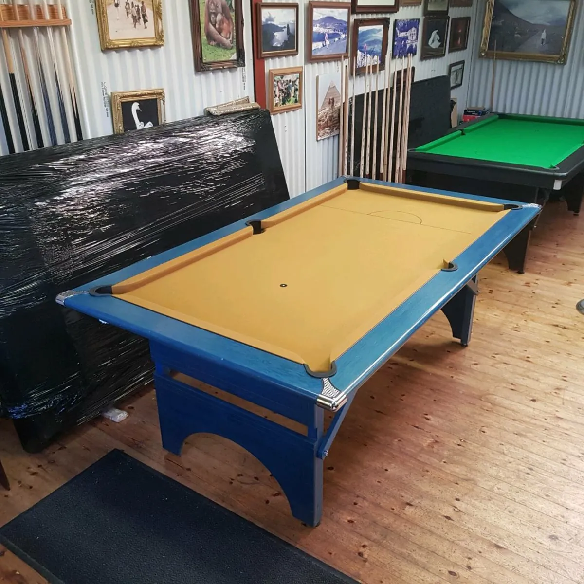 Pooltable - Image 1