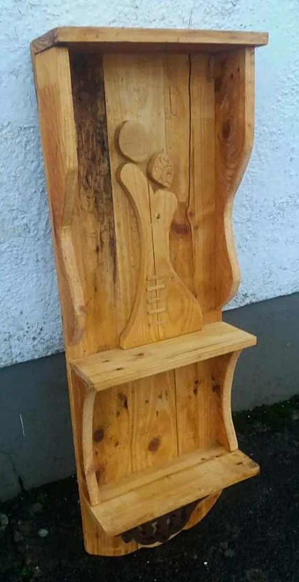 Rustic Driftwood Couple floating shelf - Image 2