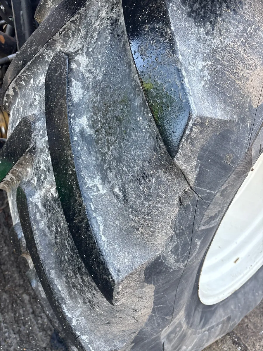 650-65-38 tyres - Image 4